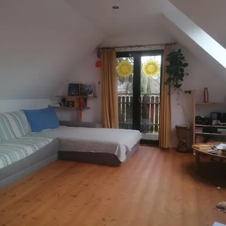 Διαμέρισμα Mehrbettzimmer Auf Dem Land