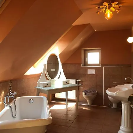 Mehrbettzimmer Auf Dem Land *